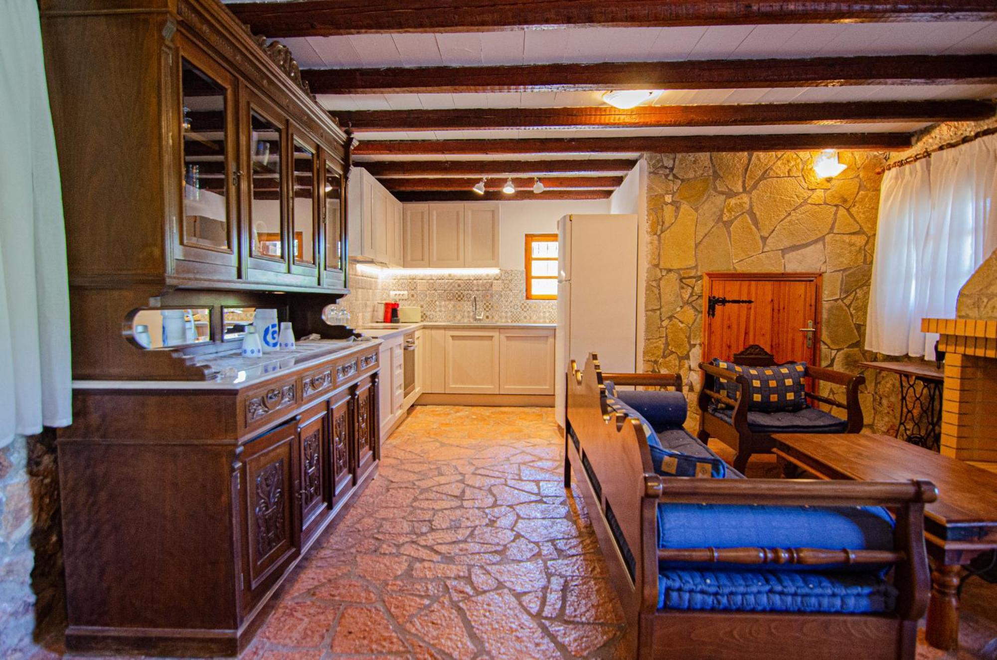 Kefalonian Luxury *